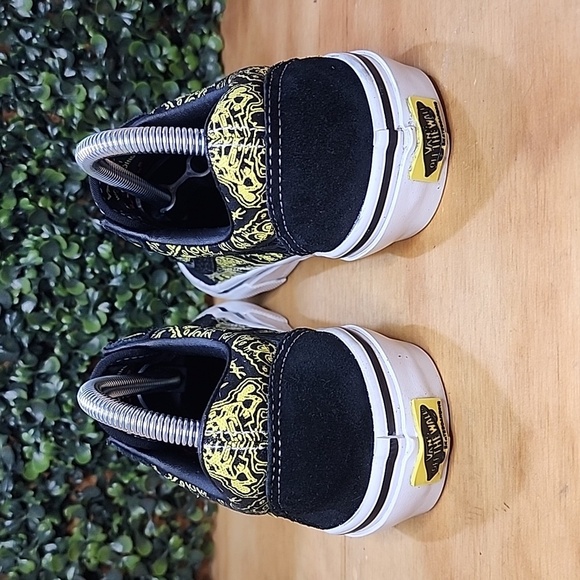 Vans SpongeBob Gigliotti Skate Shoe | Size: 6.5 Mens | Black & Yellow - Picture 4 of 8